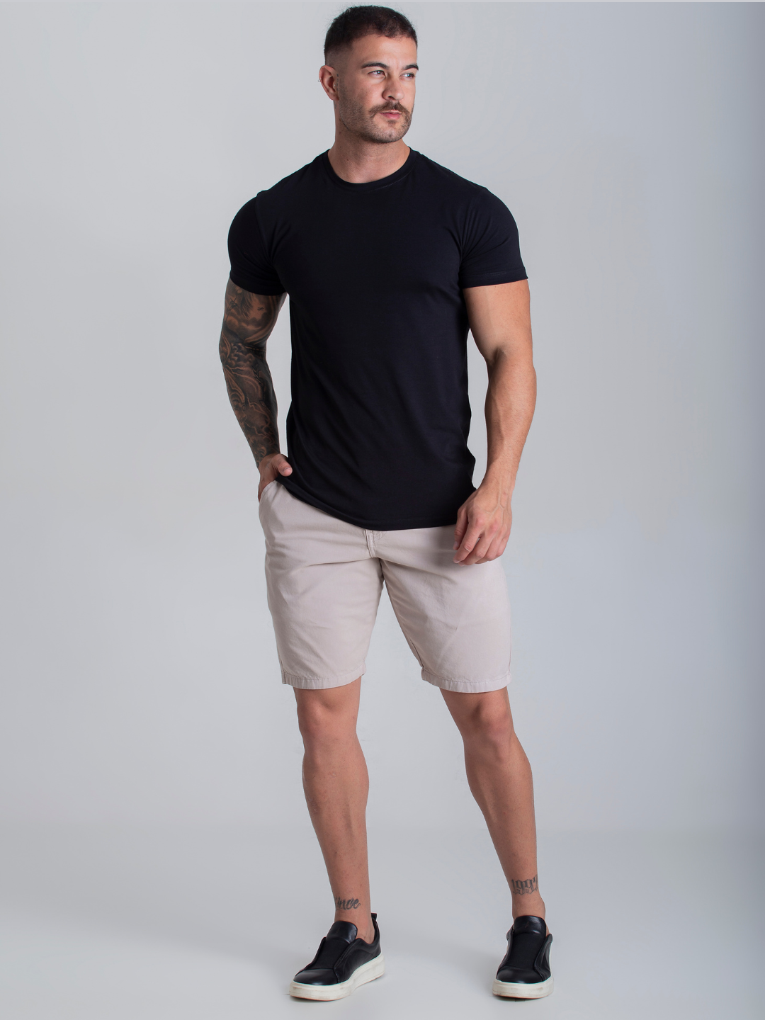 Bermuda Masculina Sport Fino Alfaiataria Sarja Premium Bege