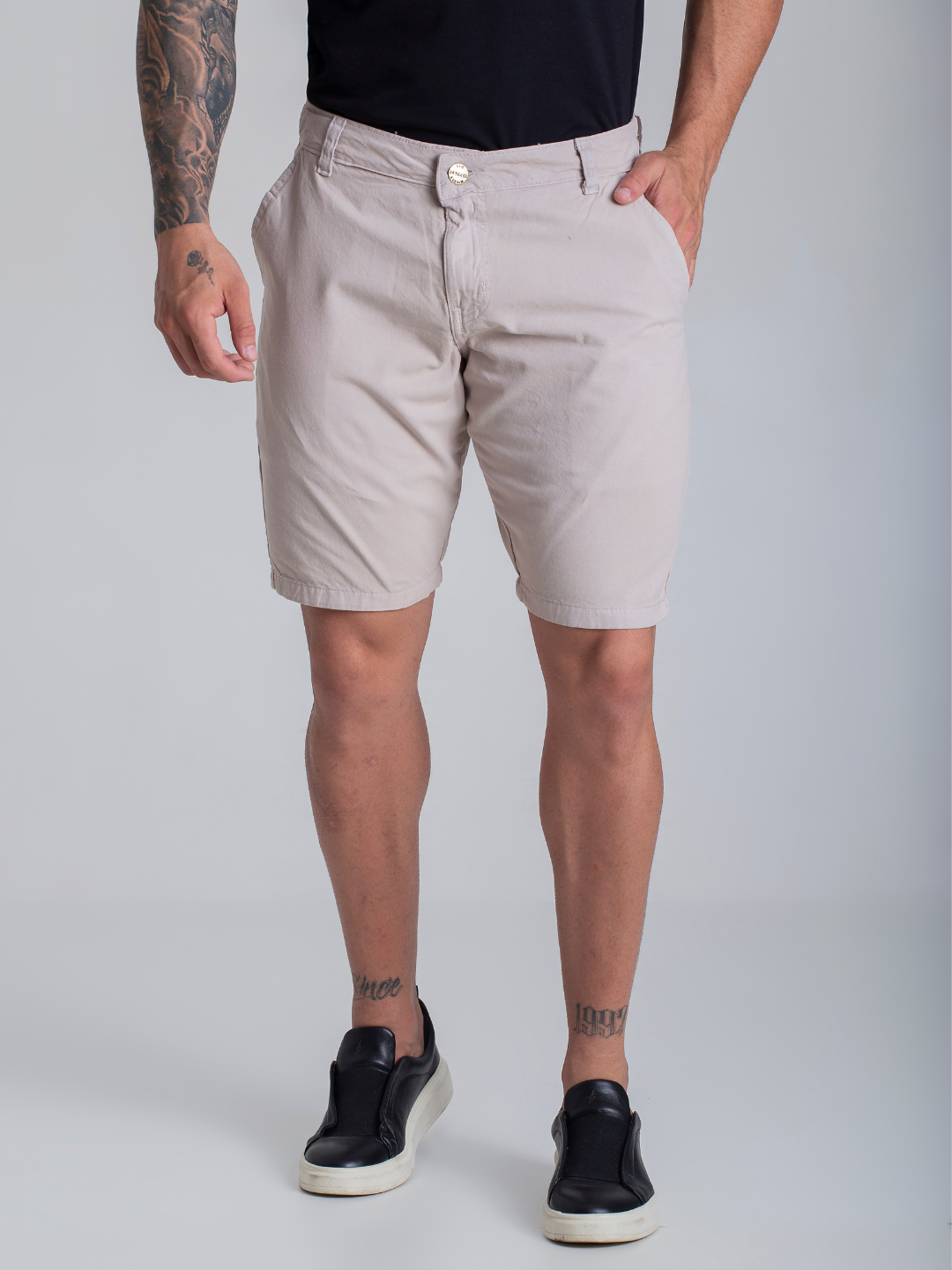 Bermuda Masculina Sport Fino Alfaiataria Sarja Premium Bege