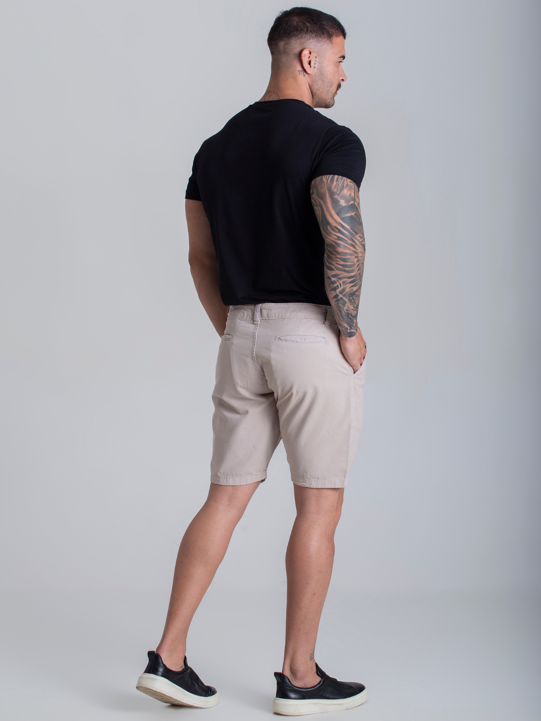 Bermuda Masculina Sport Fino Alfaiataria Sarja Premium Bege