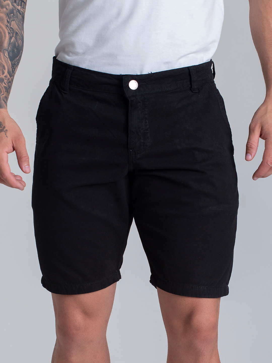 Bermuda Social Masculina Preta Sarja Brim Chino Preto