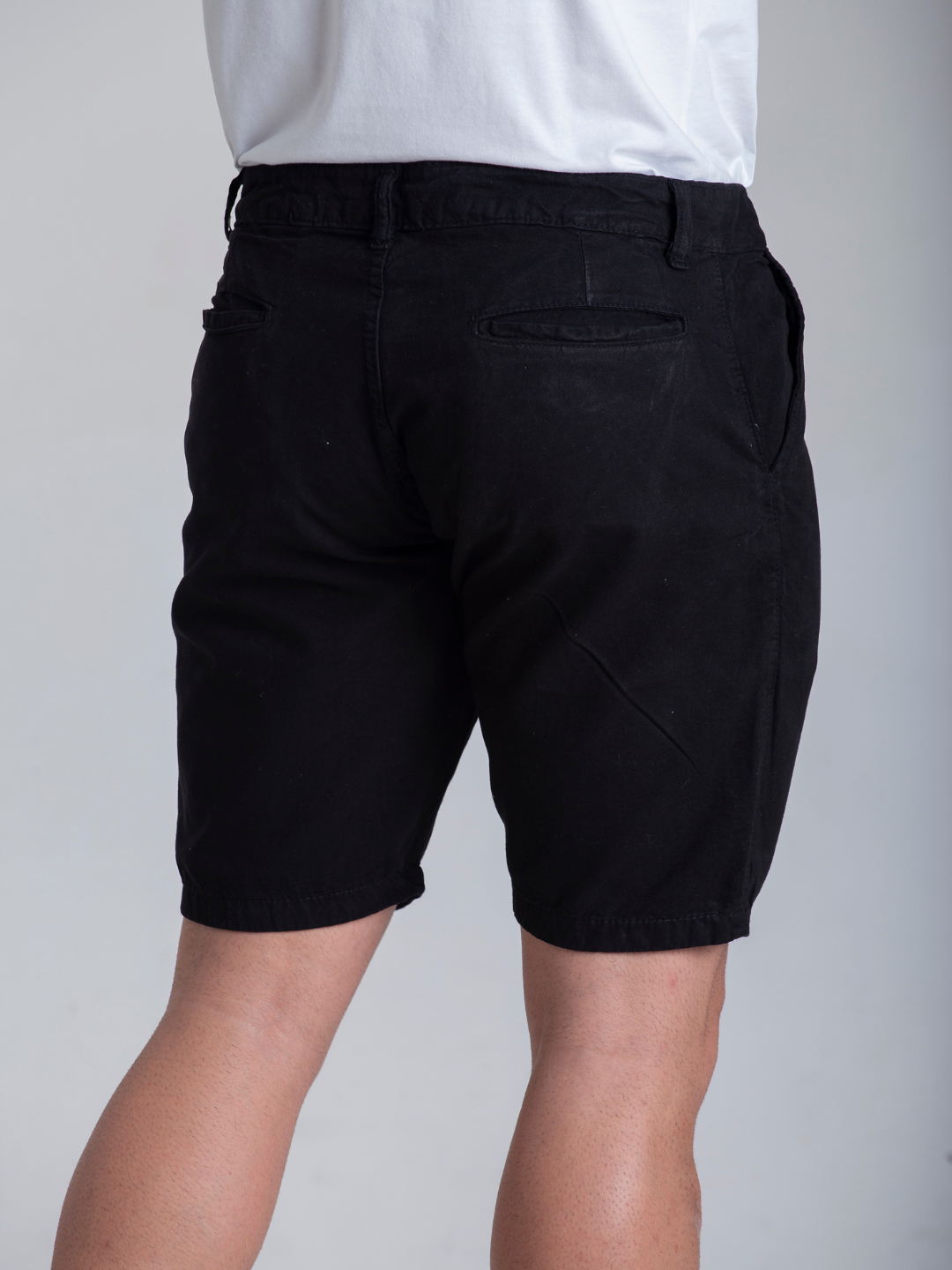Bermuda Social Masculina Preta Sarja Brim Chino Preto